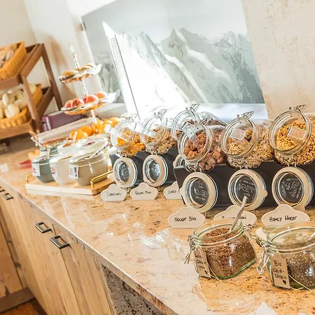 Genusshotel Alpenblick فندق